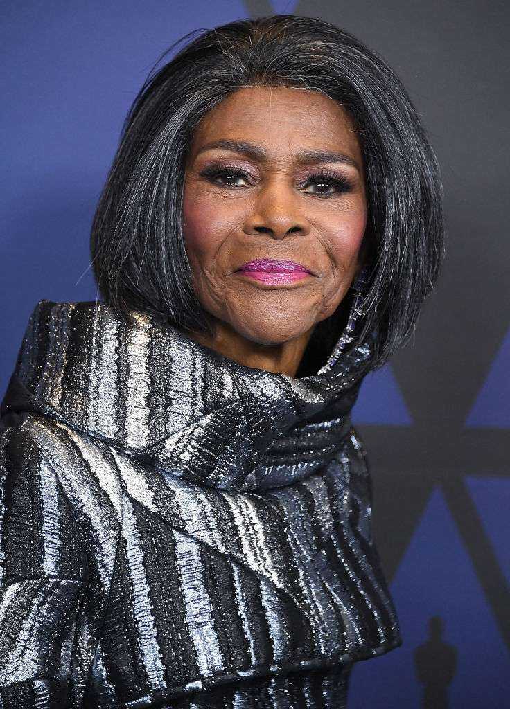 Cicely Tyson wearing a hat