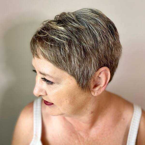 40 Short Haircuts for Women over 60 in 2022